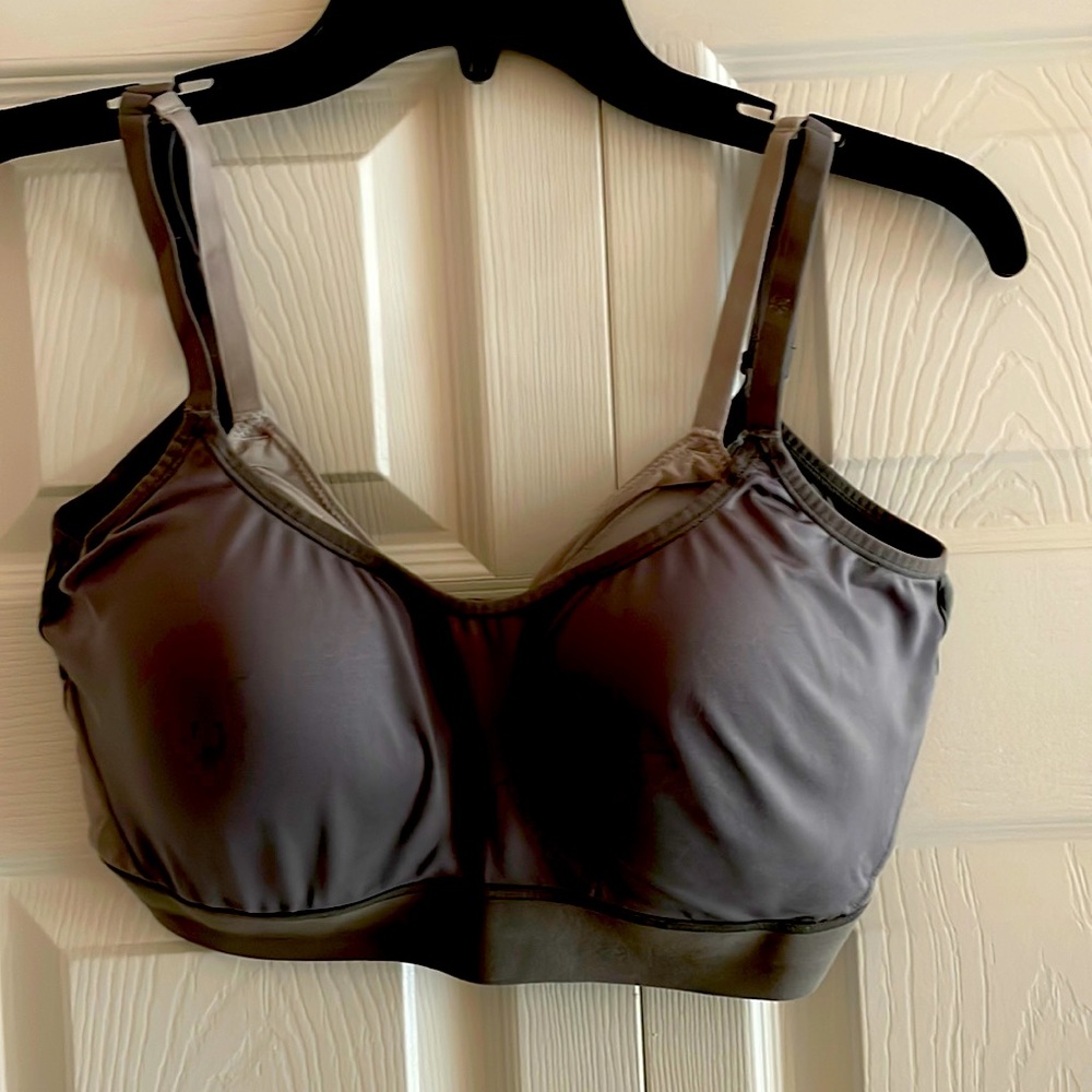 Natori Gravity contour sports bra 36ddd